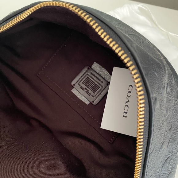 Coach Embossed pattern belt bag - Picture 7 of 8